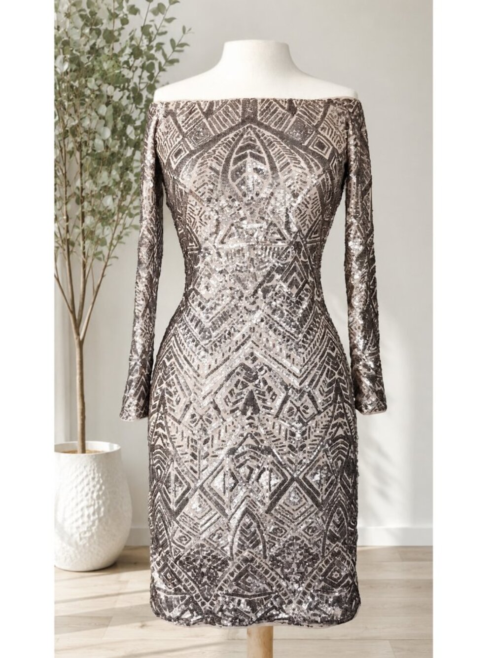 BCBG Max Azria NWT- Eunice Rose Gold Sequin Off Shoulder Cocktail Dress Size M